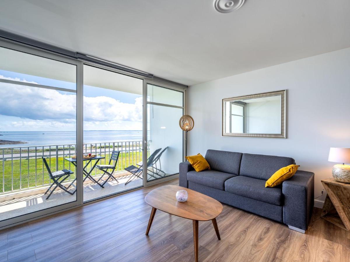 Apartment Les Trois Iles-11 By Interhome Quiberon